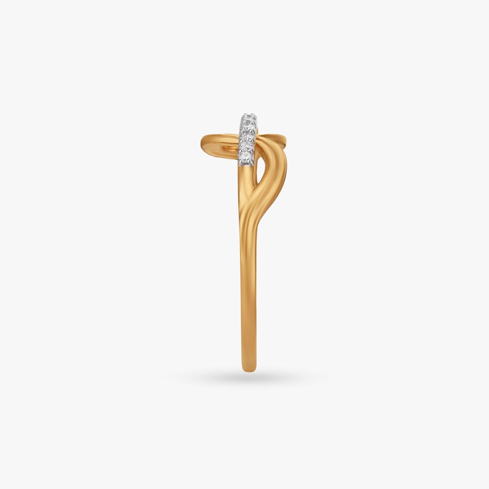 Interlaced Curve Diamond Ring in 18K Yellow Gold, 0.036 ct