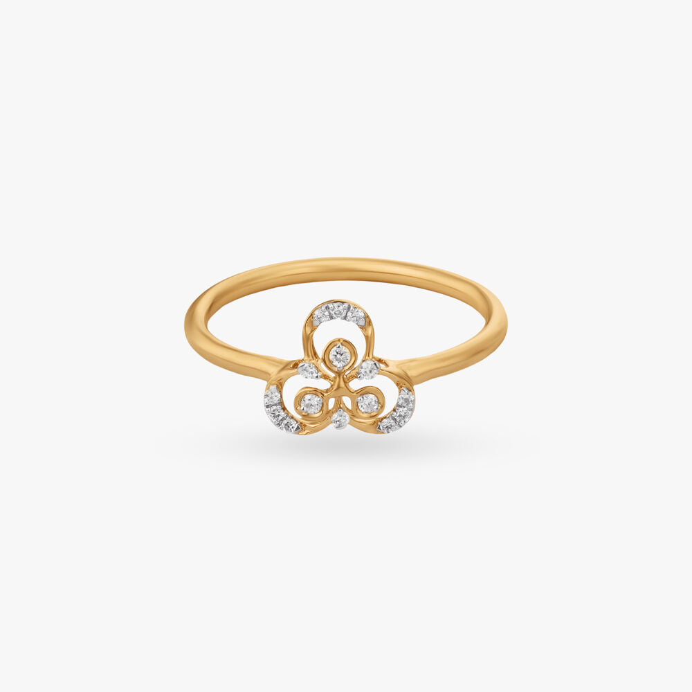 Petite Bloom Diamond Ring in 18K Yellow Gold, 0.07 ct