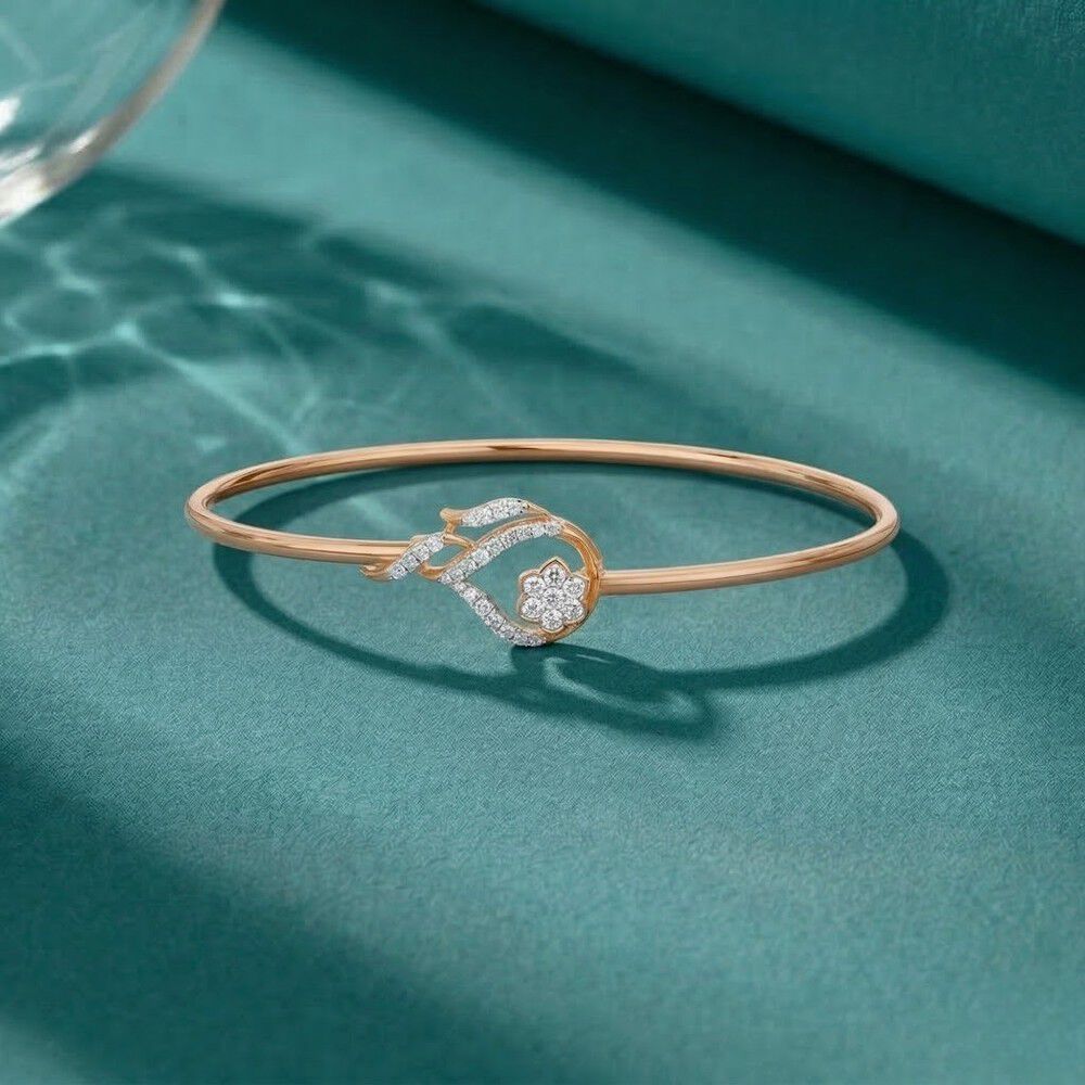 Radiant Petal Diamond Bangle in 18K Yellow Gold, 0.302 ct