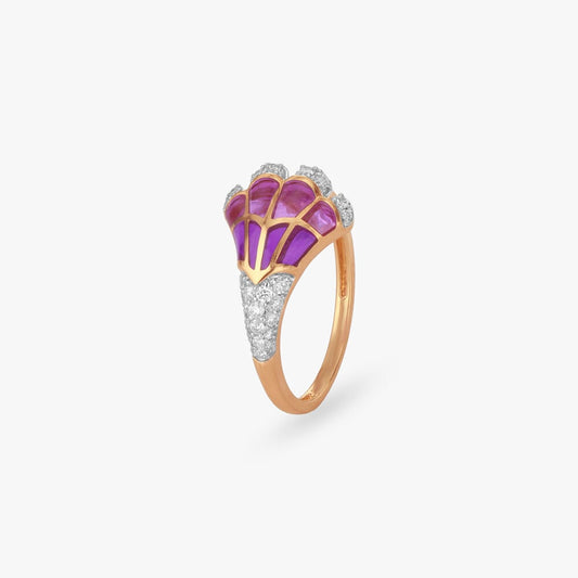 Radiant Flight Diamond Ring in 18K Yellow Gold, 0.195 ct