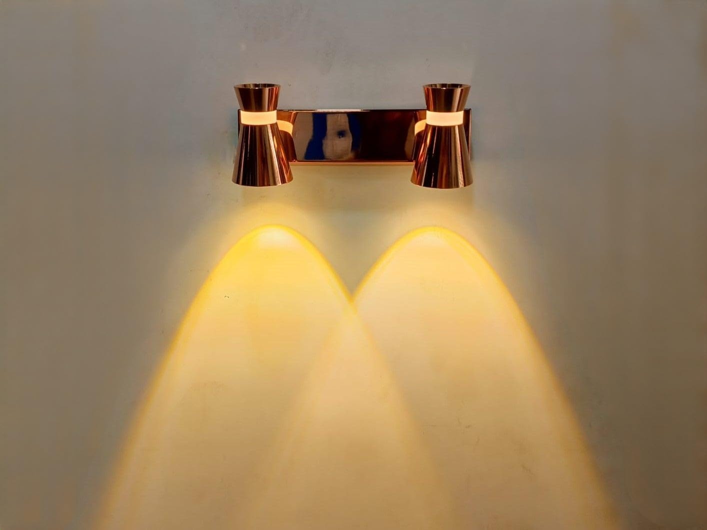 Wall Light with Adjustable Head and Colour Changing Function - Rose Gold Finish