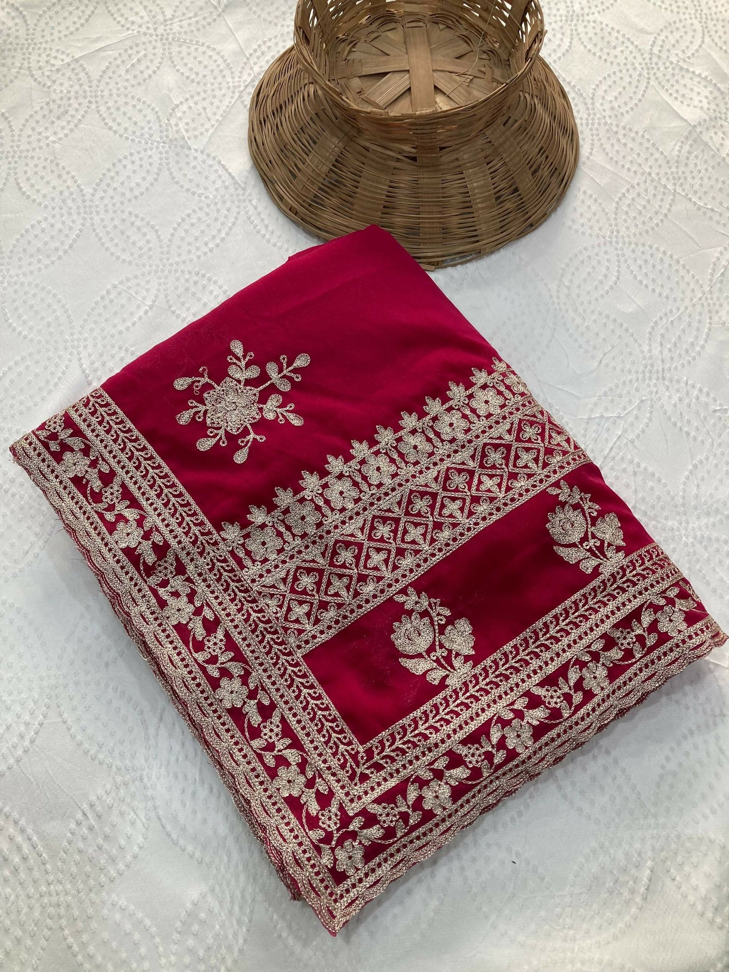 Teeya Creation Womens New Latest Party Wear Soft Georgette Saree-Pink
