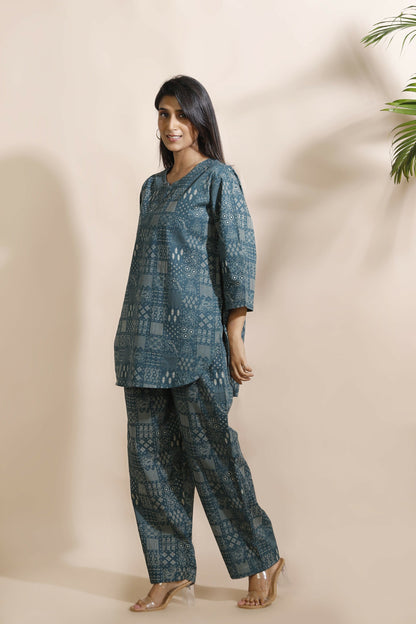Breathables Abstract Green Cotton Kurta & Pant Co-Ord Set