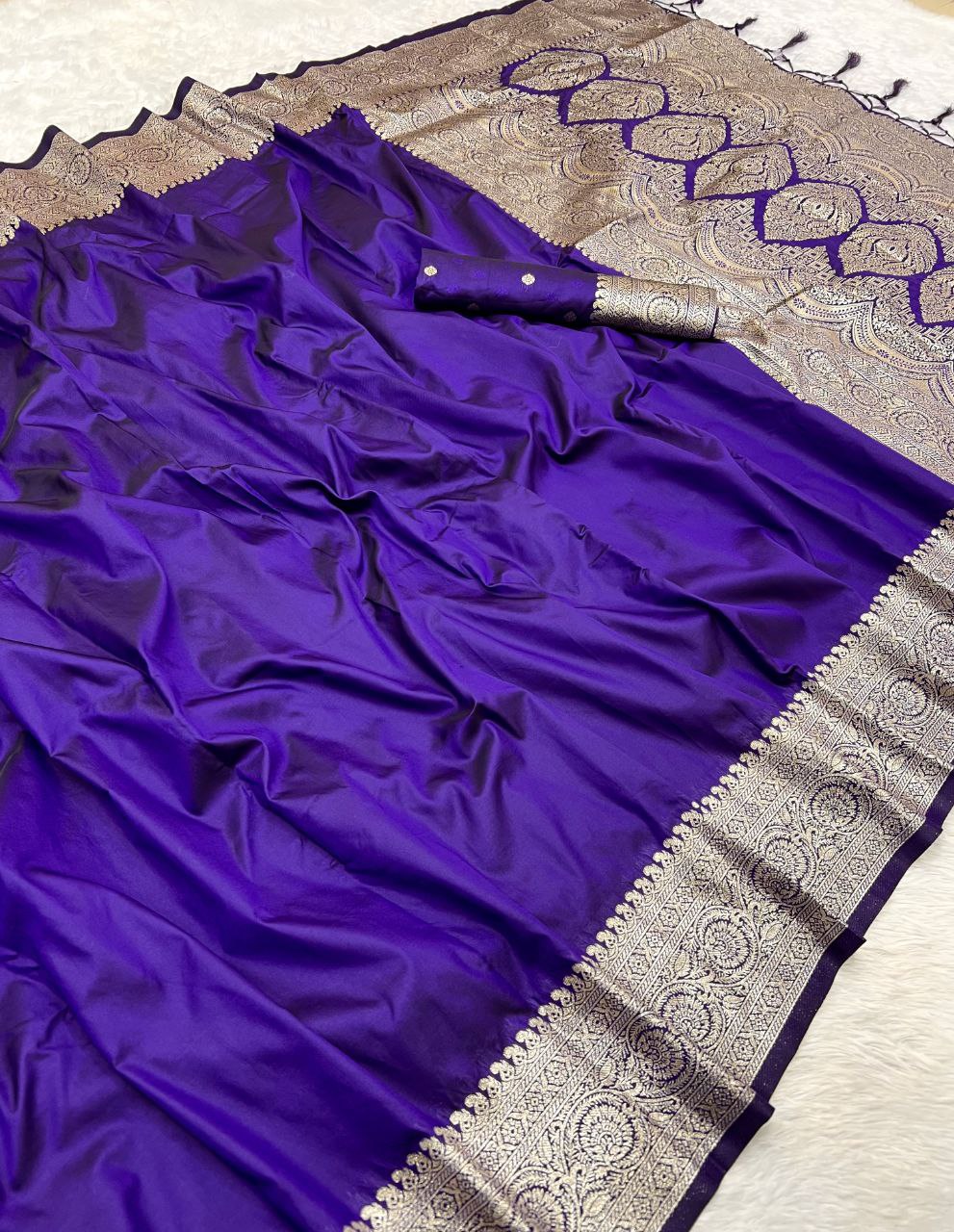 Mameraa Sarees Violet Soft Banarasi Silk Fabric Saree With Natural Zari Weaving In Gala Border-Violet