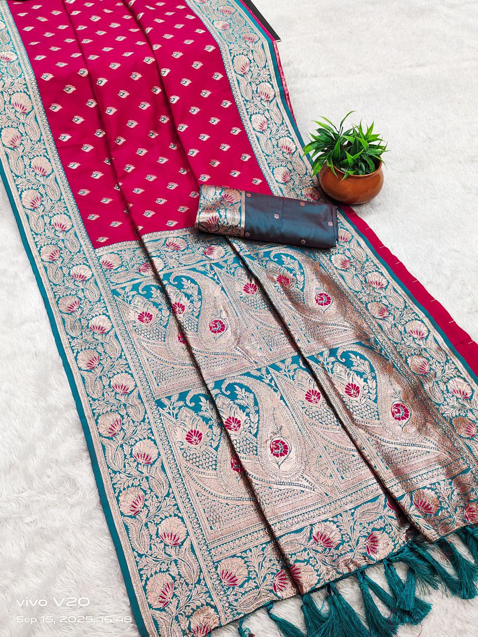 Mameraa Sarees Pink Soft Banarasi Silk Saree With Zari Weaving Meenakari Design-Pink