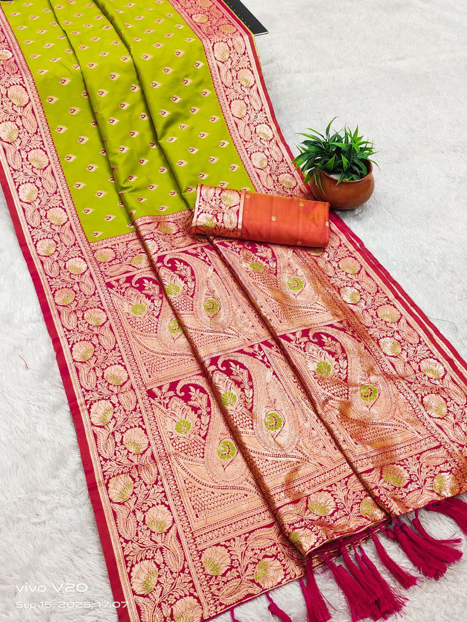 Mameraa Sarees Parrot Green Soft Banarasi Silk Saree With Zari Weaving Meenakari Design-Parrot_Green