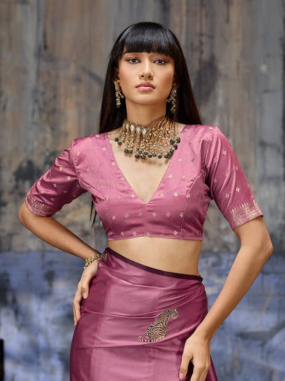 Monjolika Fashion Pink Satin Weaving Silk Blend Saree With Elegant Golden Pallu