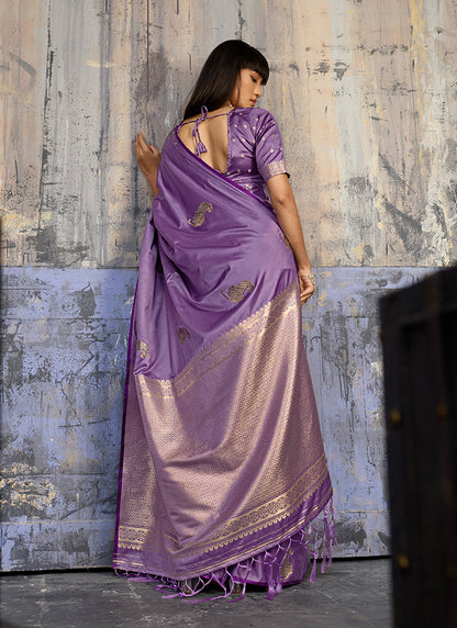 Monjolika Fashion Lavender Satin Weaving Silk Blend Saree With Elegant Golden Pallu