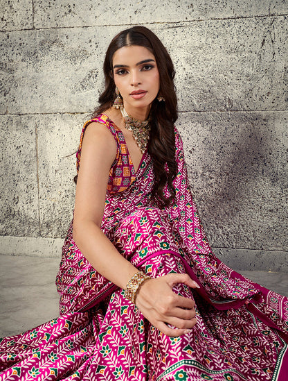 Monjolika Fashion Rani Pink Colour Satin Print Work Saree