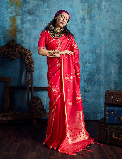 Monjolika Fashion Crimson Red Satin Weaving Handloom Silk Blend Saree