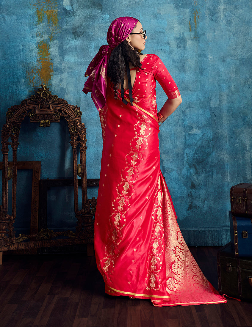 Monjolika Fashion Crimson Red Satin Weaving Handloom Silk Blend Saree