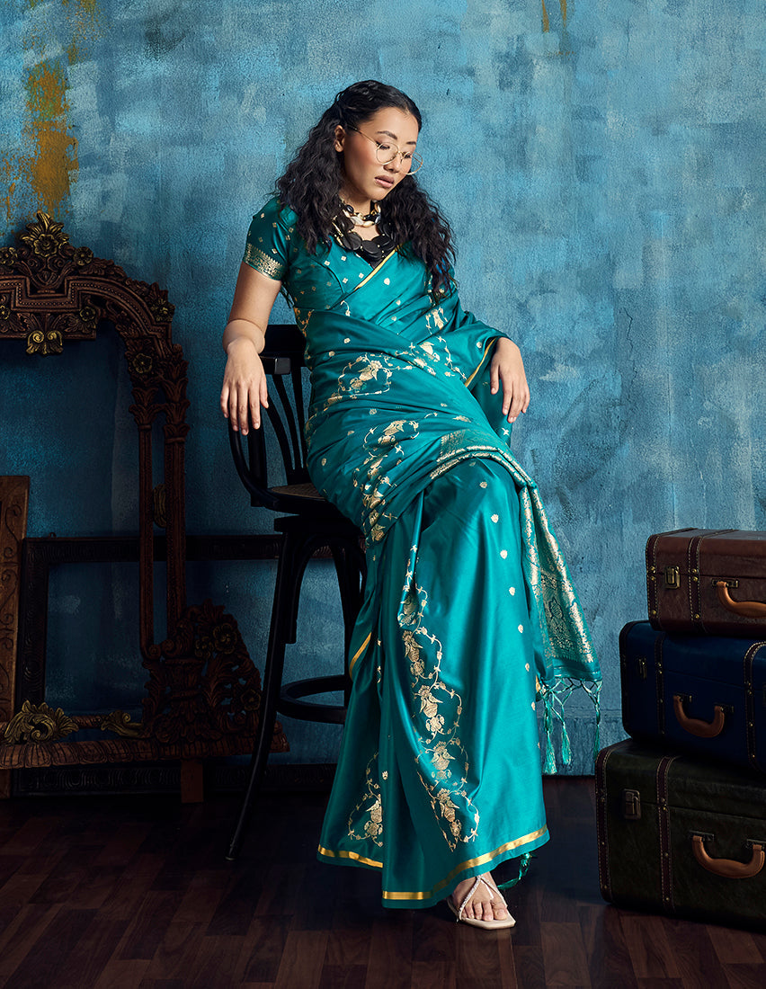 Monjolika Fashion Teal Green Satin Weaving Handloom Silk Blend Saree