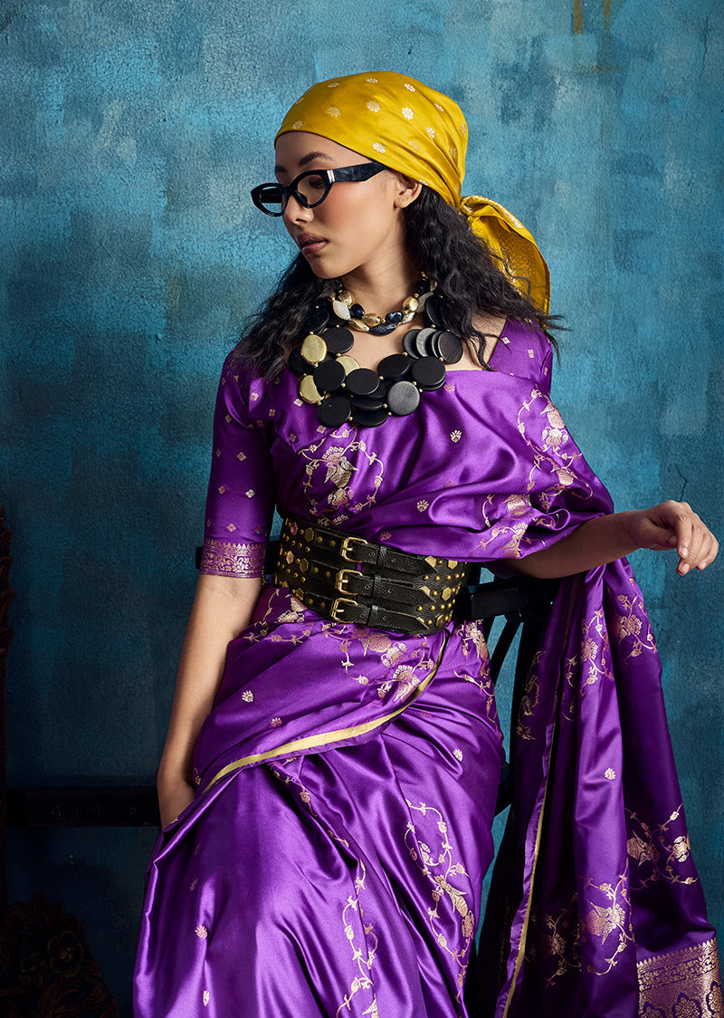 Monjolika Fashion Purple Satin Weaving Handloom Silk Blend Saree