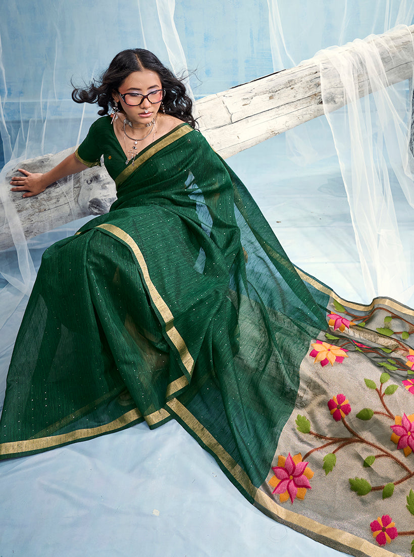 Monjolika Fashion Dark Green Handloom Silk Blend Weaving Border Saree With Blouse