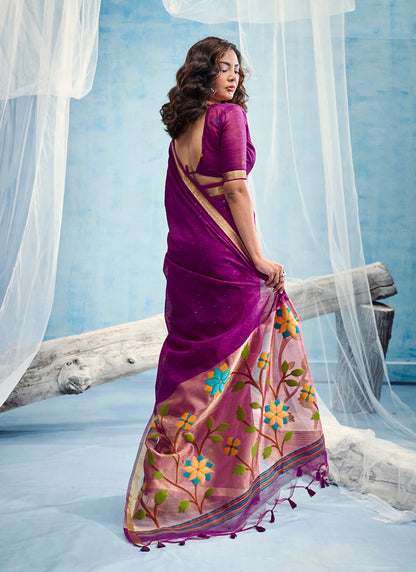 Monjolika Fashion Purple Handloom Silk Blend Weaving Border Saree With Blouse