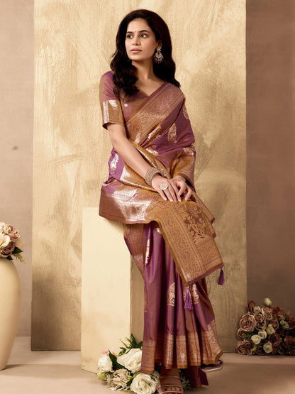 Monjolika Fashion Mauve Banarasi Silk Blend Zari Weaving Saree With Blouse Piece