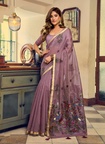 Monjolika Fashion Mauve Cotton Blend Saree With Litchi Work & Tassels