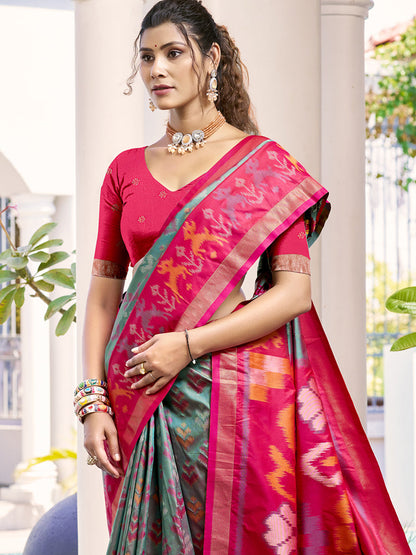 Monjolika Fashion Grey & Rani Pink Woven Pochampally Silk Blend Saree with Unstitched Blouse Piece