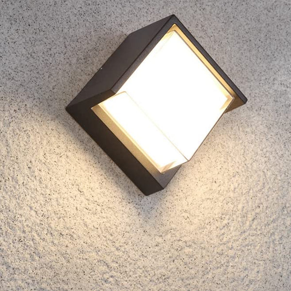 5W LED Wall Light - Modern Minimalist Design - Metal Black Finish - Waterproof for Outdoor Use