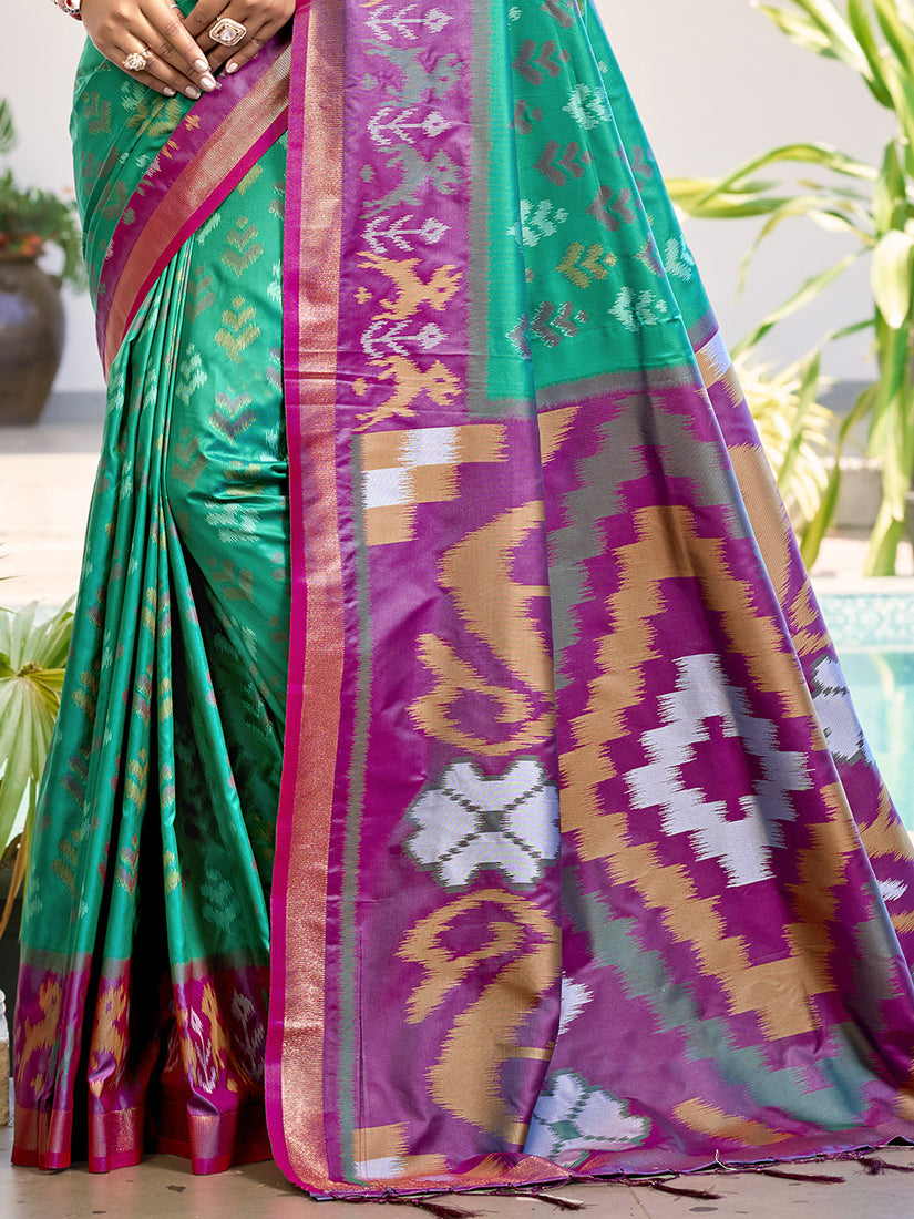 Monjolika Fashion Sea Green & Purple Woven Pochampally Silk Blend Saree with Unstitched Blouse Piece