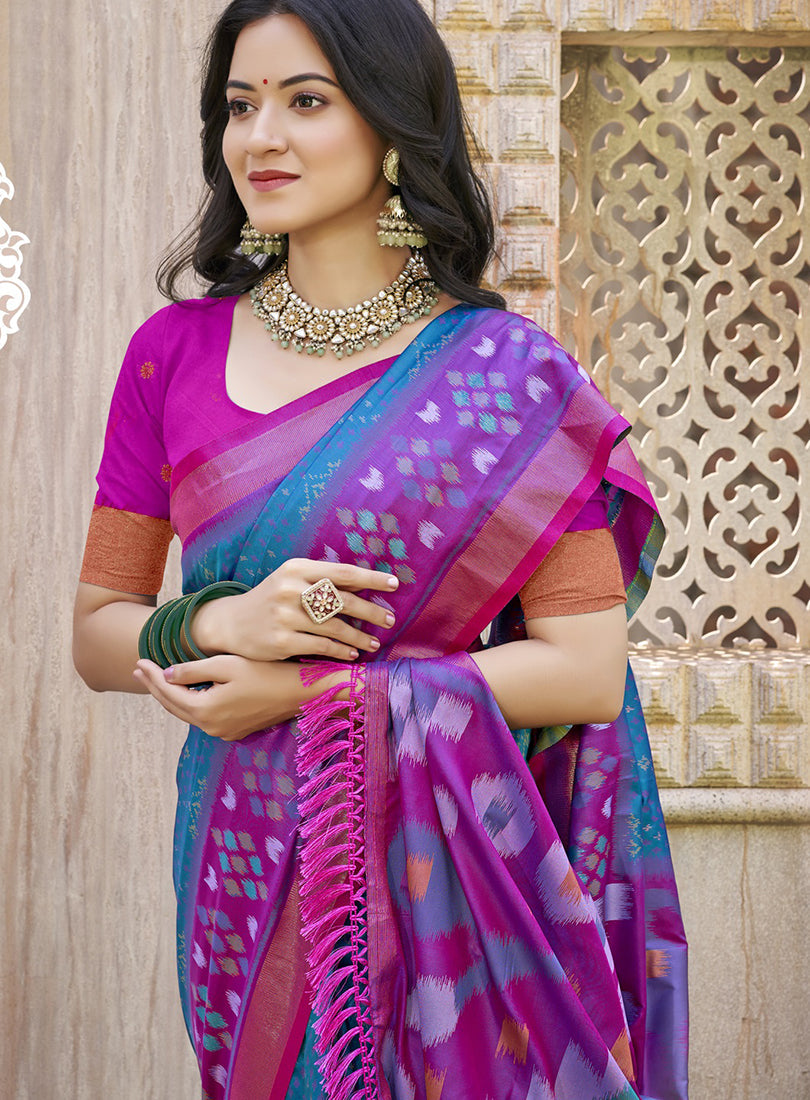 Monjolika Fashion Teal & Magenta Silk Blend Woven Design Saree with Blouse Piece
