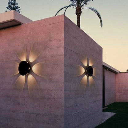 LED Wall Light - Modern Waterproof Design - Black Aluminium - 12 Watts - 600-720 Lumens