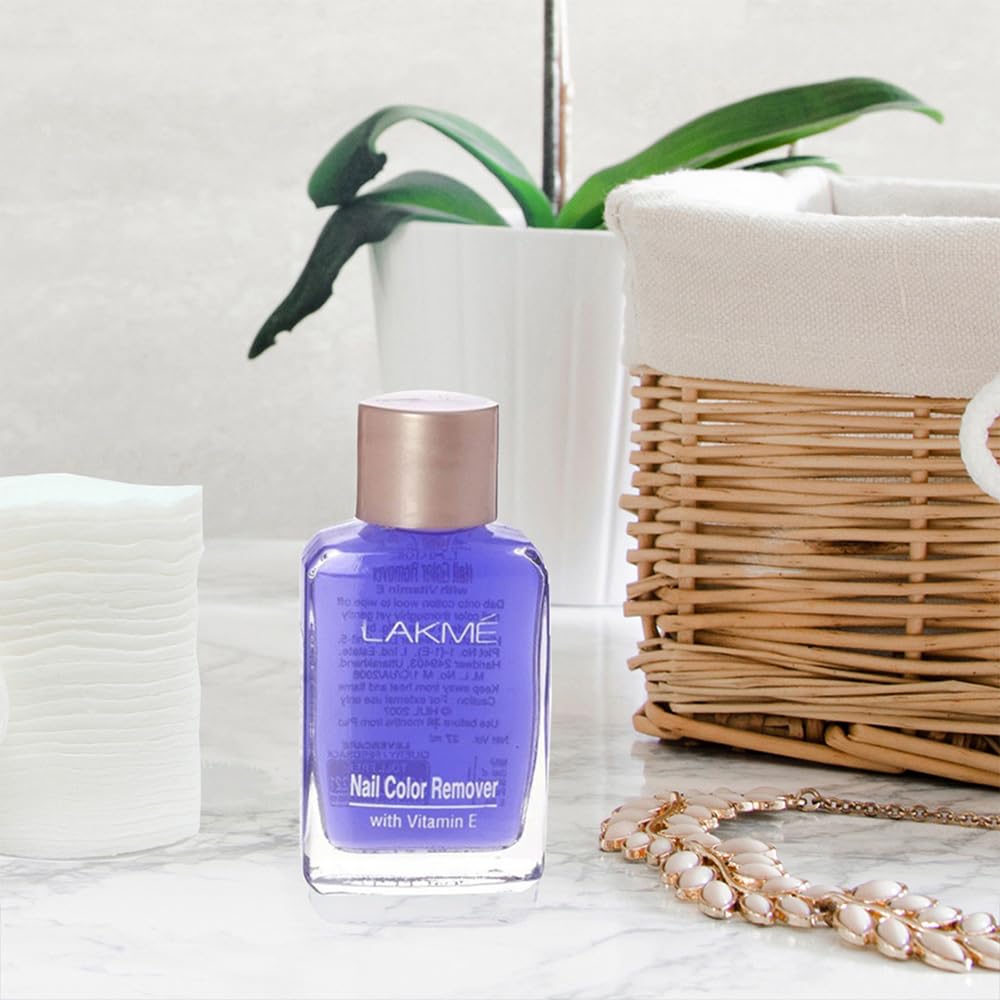 LakmŽ Nail Polish Remover 27ml