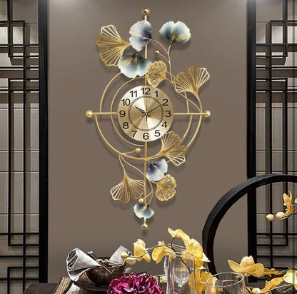 Stylish Metal Wall Clock with Antique Finish - 60 cm for Living Room Decor