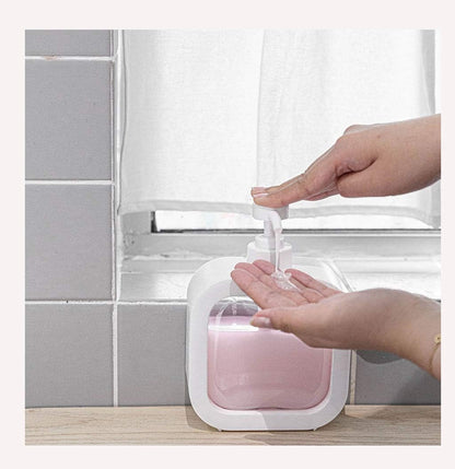 Plastic Soap Dispenser with Leak-Proof Pump - 10 Oz - Clear Design - Reusable & Eco-Friendly