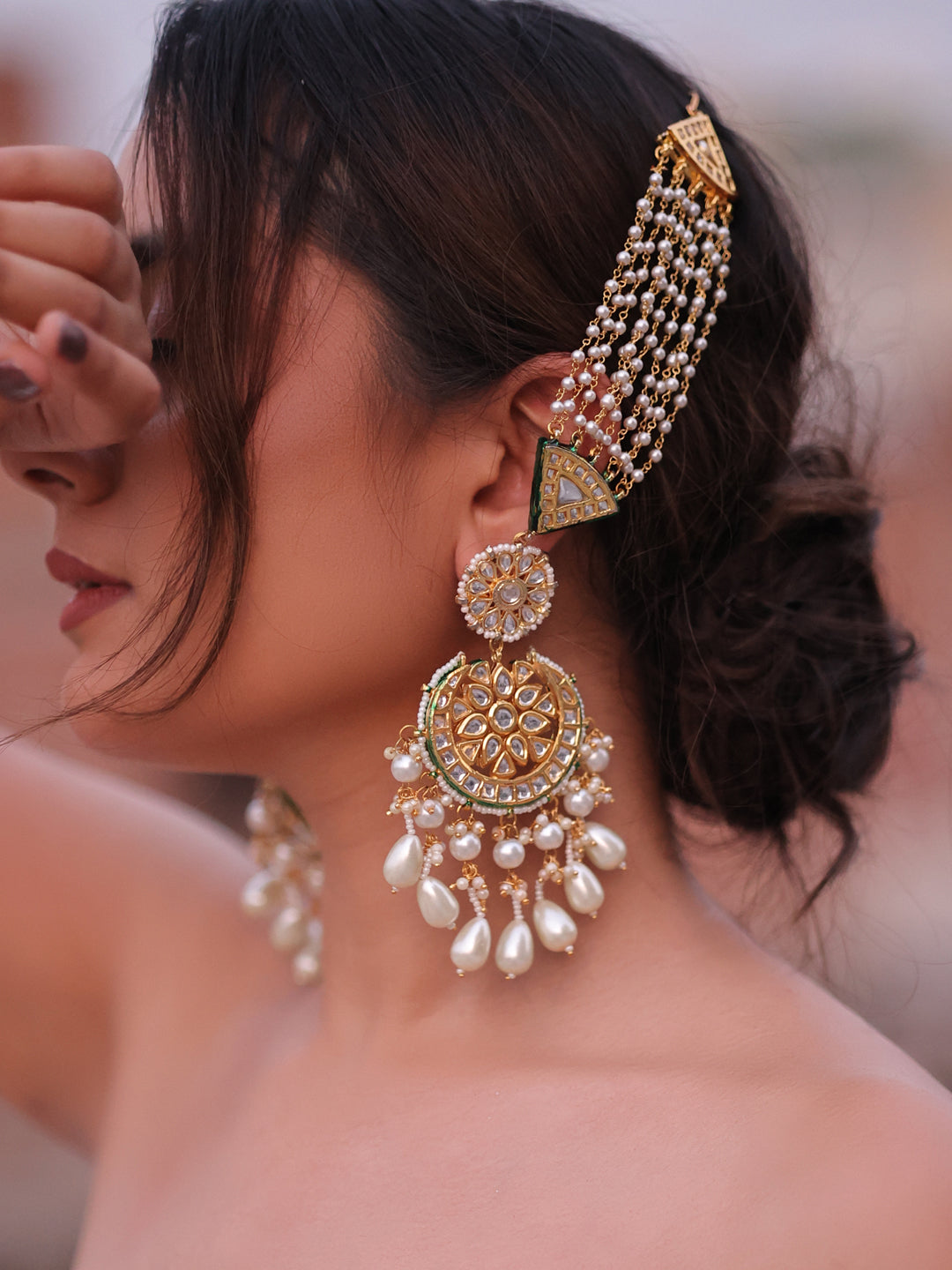 Noorani Enchanted Glow Kundan Regal Earrings