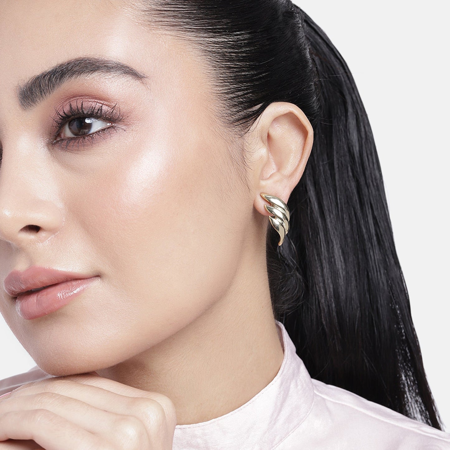 Estele Gold Plated Leafy Stud Earrings for Women Elegant & Nature-Inspired Design