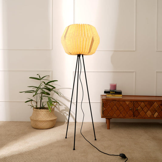 Floor Lamp Origami-Inspired Linen Shade Off-White 123 cm Tall Tripod Stand