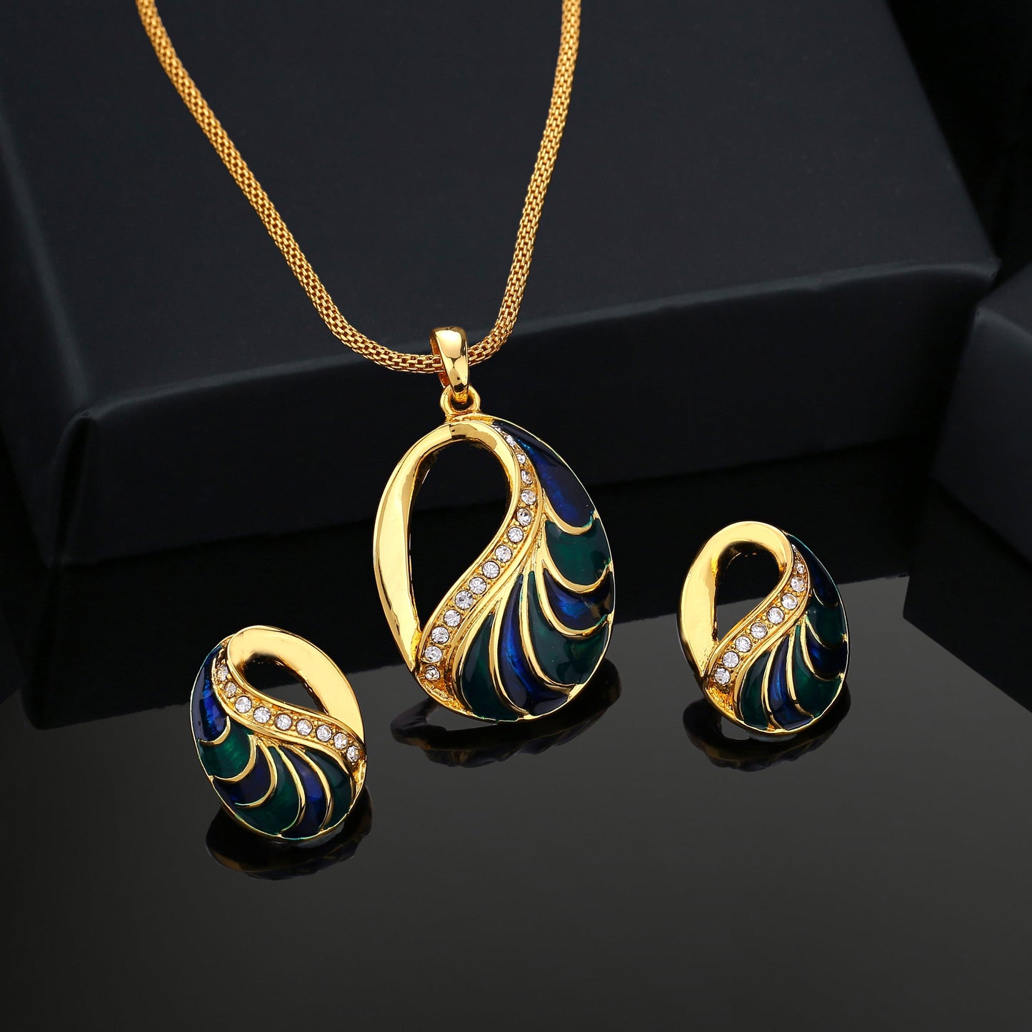 Oval Crystal Necklace Set