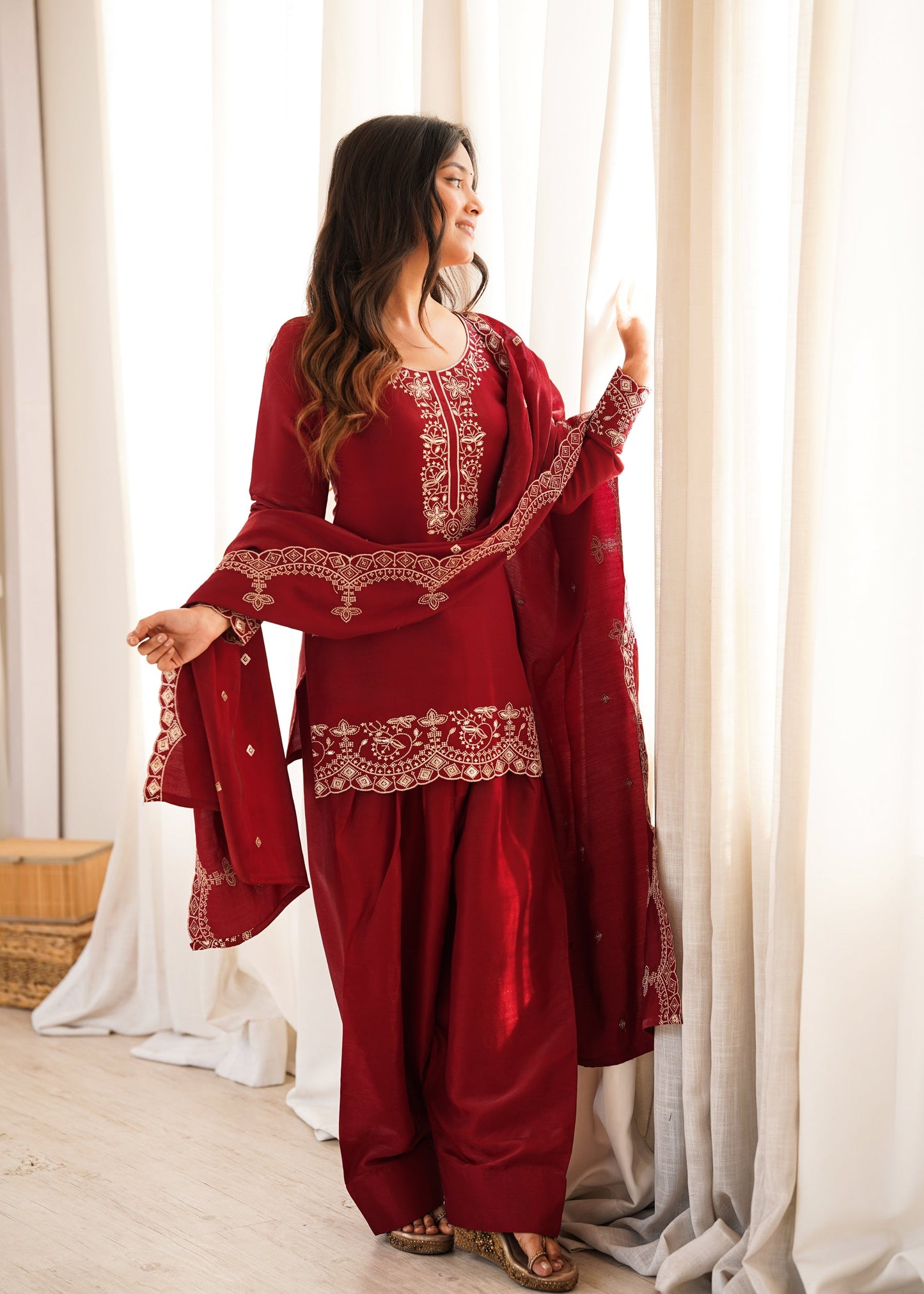 Lorenvalley Fashion Maroon Glass Roman Silk with Embroidery Sequence and Jari Work Kurta Farshi Salwar with Dupatta