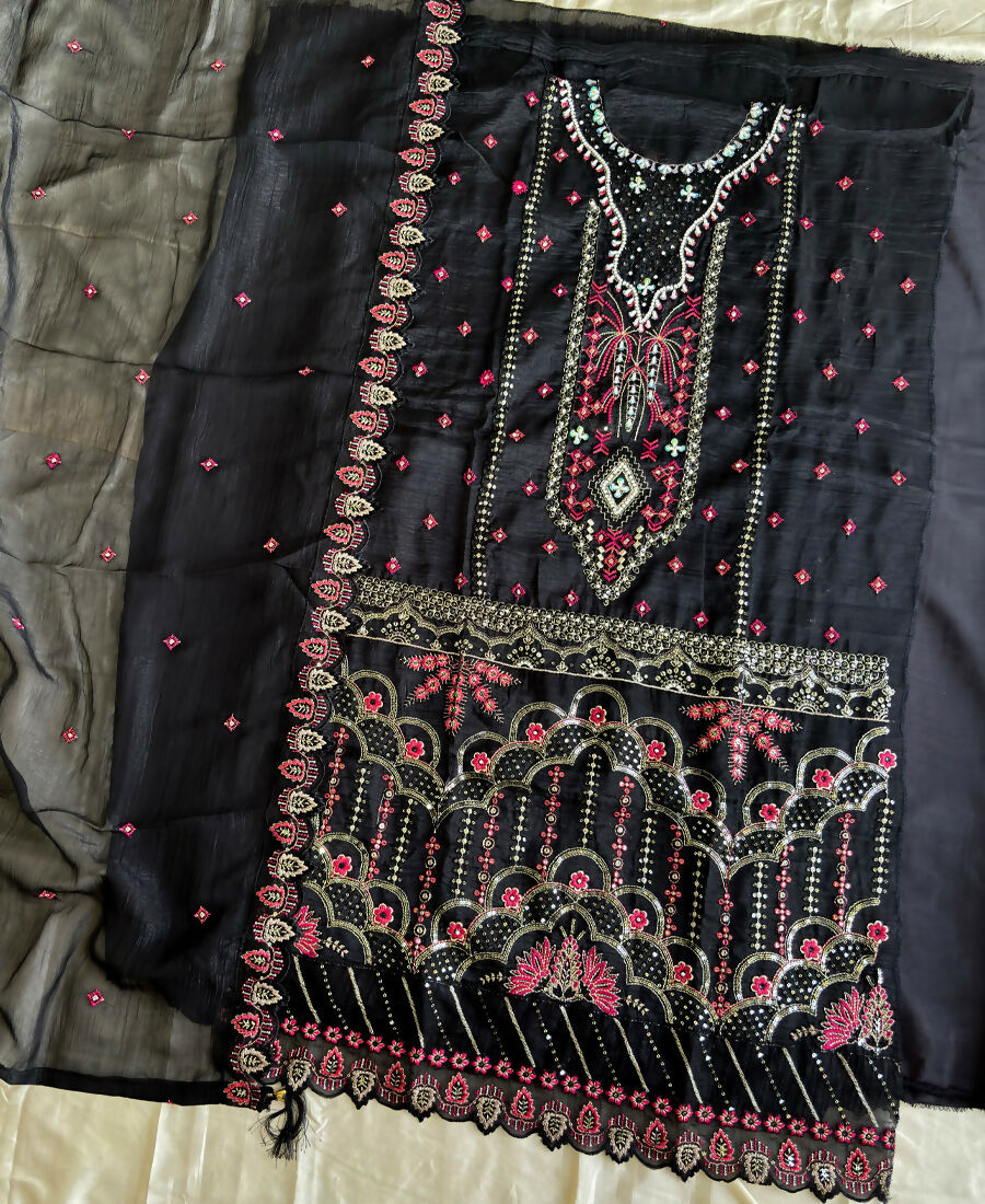 KC Black Pakistani Crunchy Silk Heavy Salwar Kameez For Women