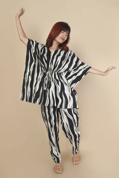 Breathables WomenS Loungewear Kaftan Cotton Black & White Abstract Print Co-Ord Set