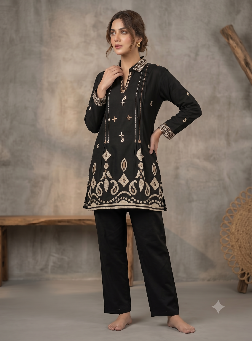 Teeya Creation Women Black Printed Cotton Kurti With Trousers Co-Ord Set