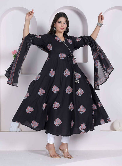 Miravan Black Printed Cotton Anarkali Kurta & Dupatta For Women