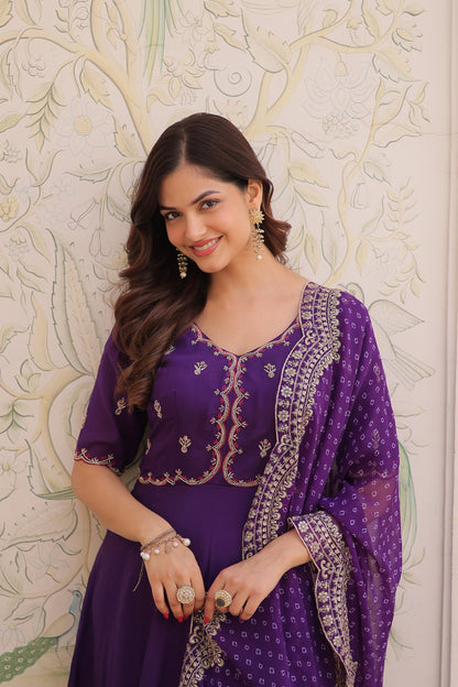 Lorenvalley Fashion Purple Mul Chanderi with Beads Thread Embroidered work Kurta Pant with Dupatta