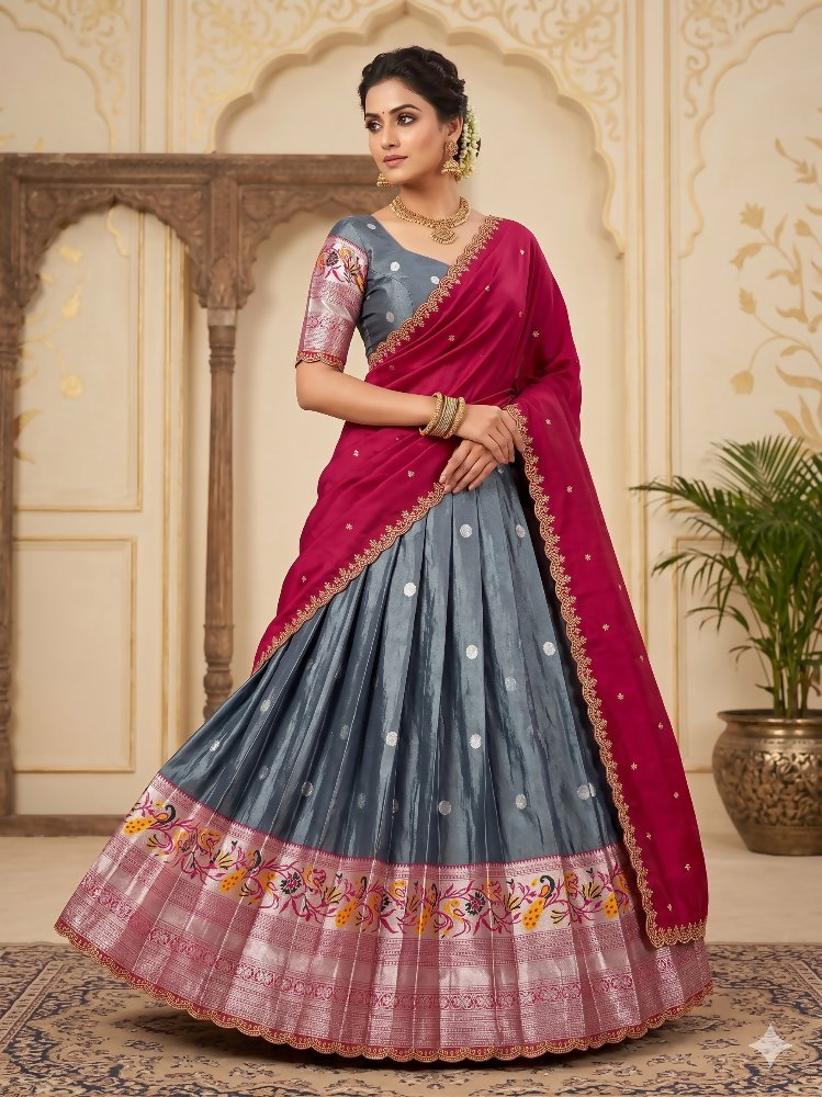 Teeya Creation Graceful Grey Ethnic Set Paired with Magenta Pink Scalloped Border Dupatta