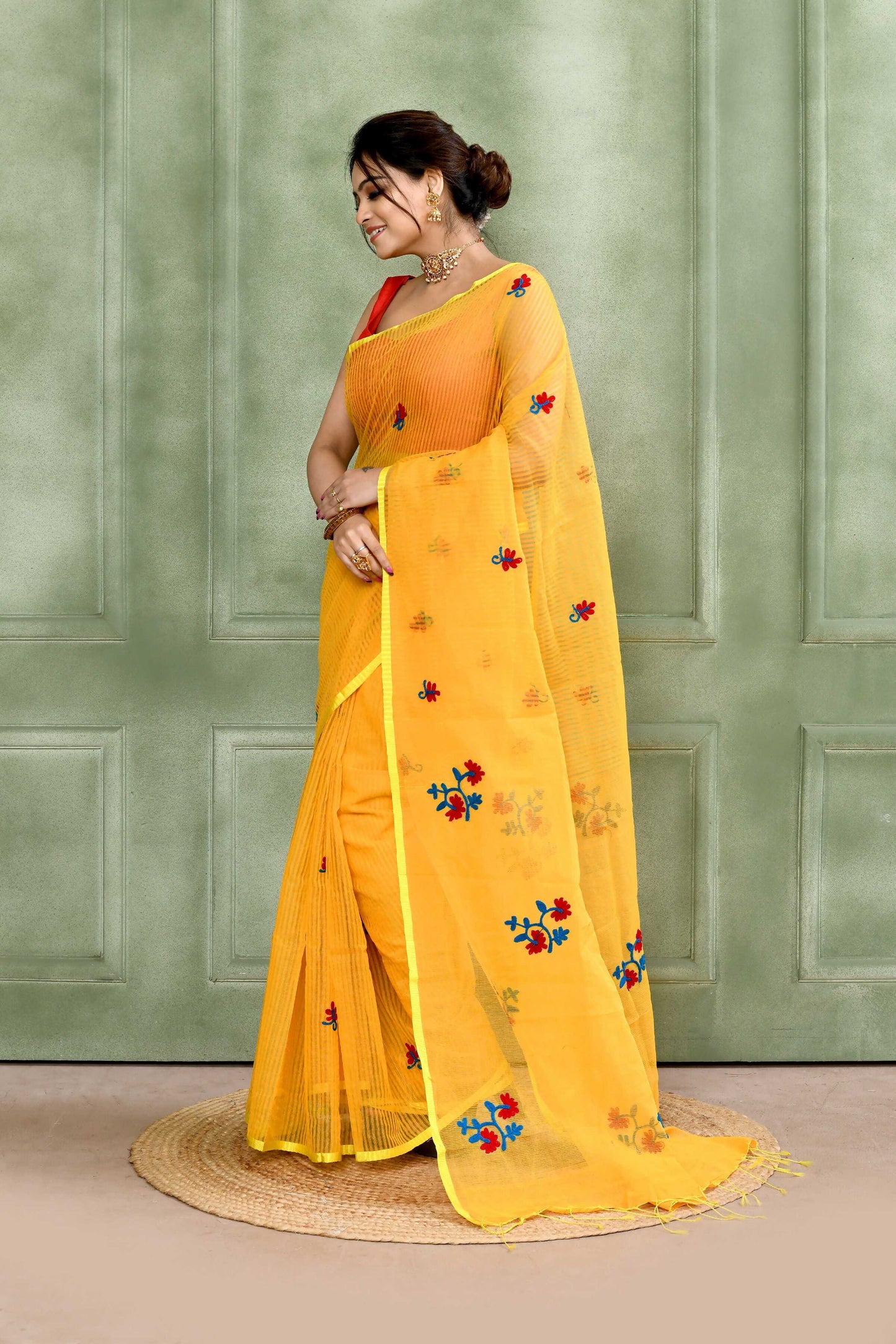 Piyari Fashion Women's Yellow Embellished Cotton Blend Embroidery Saree