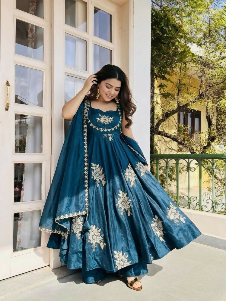 Teeya Creation New Womens Trendy Embroidery Sequence Work Blue Kurta Set