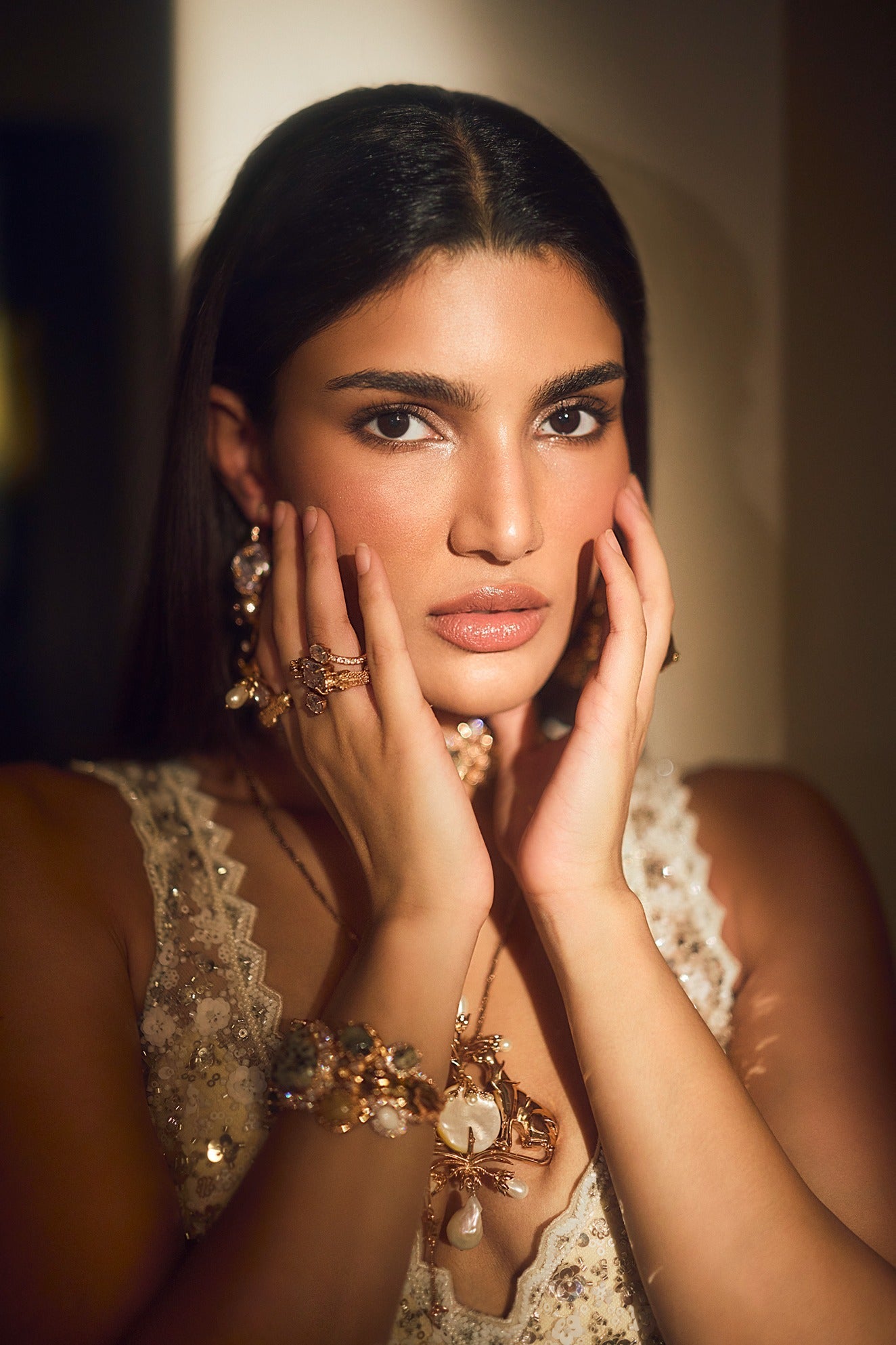 Alizeh Agnihotri In The Wild Empress Handcuff