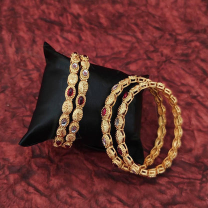 JS Fashion Beautiful Antique Design 4 Bangles Set