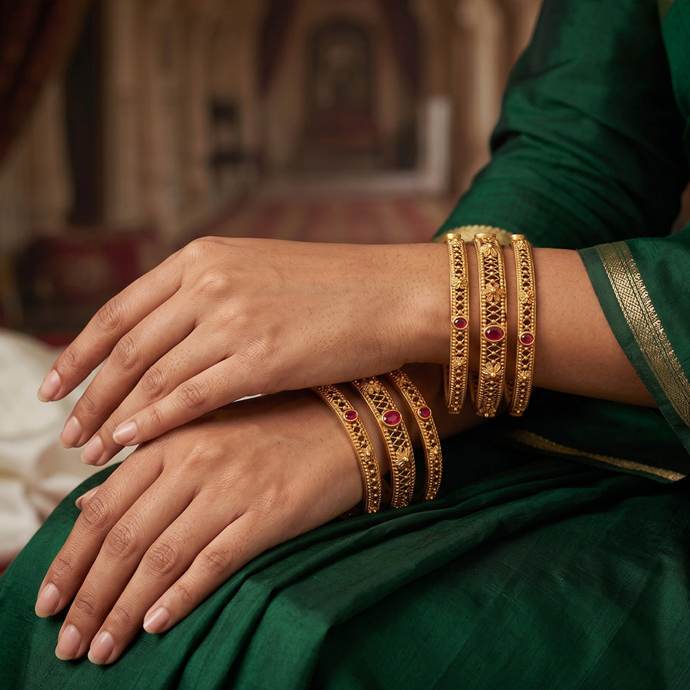 JS Fashion North Style Antique Jewellery Fancy Design Antique Bangles Set Of 6