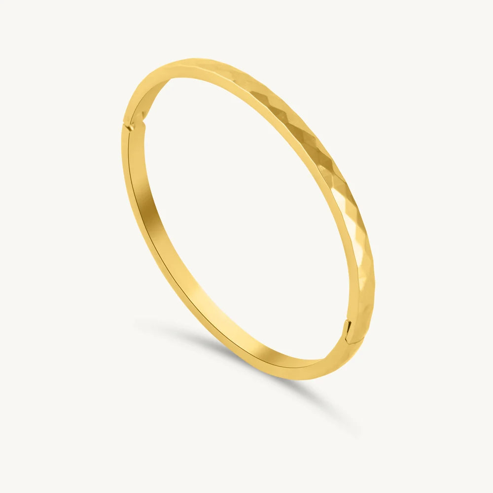 Diamond-Cut Textured Bangle Bracelet