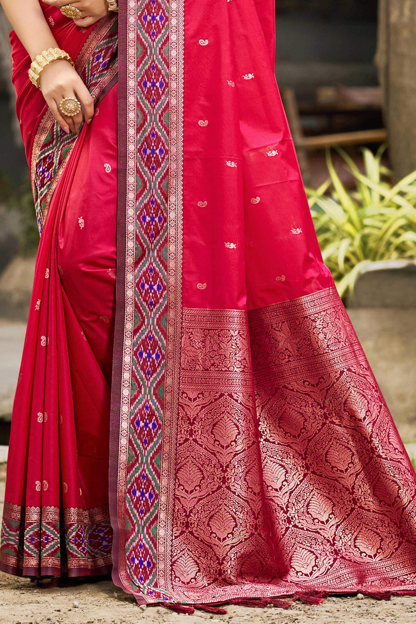 Sangam Prints Ruby Pink Soft Silk Woven Work Traditional Saree