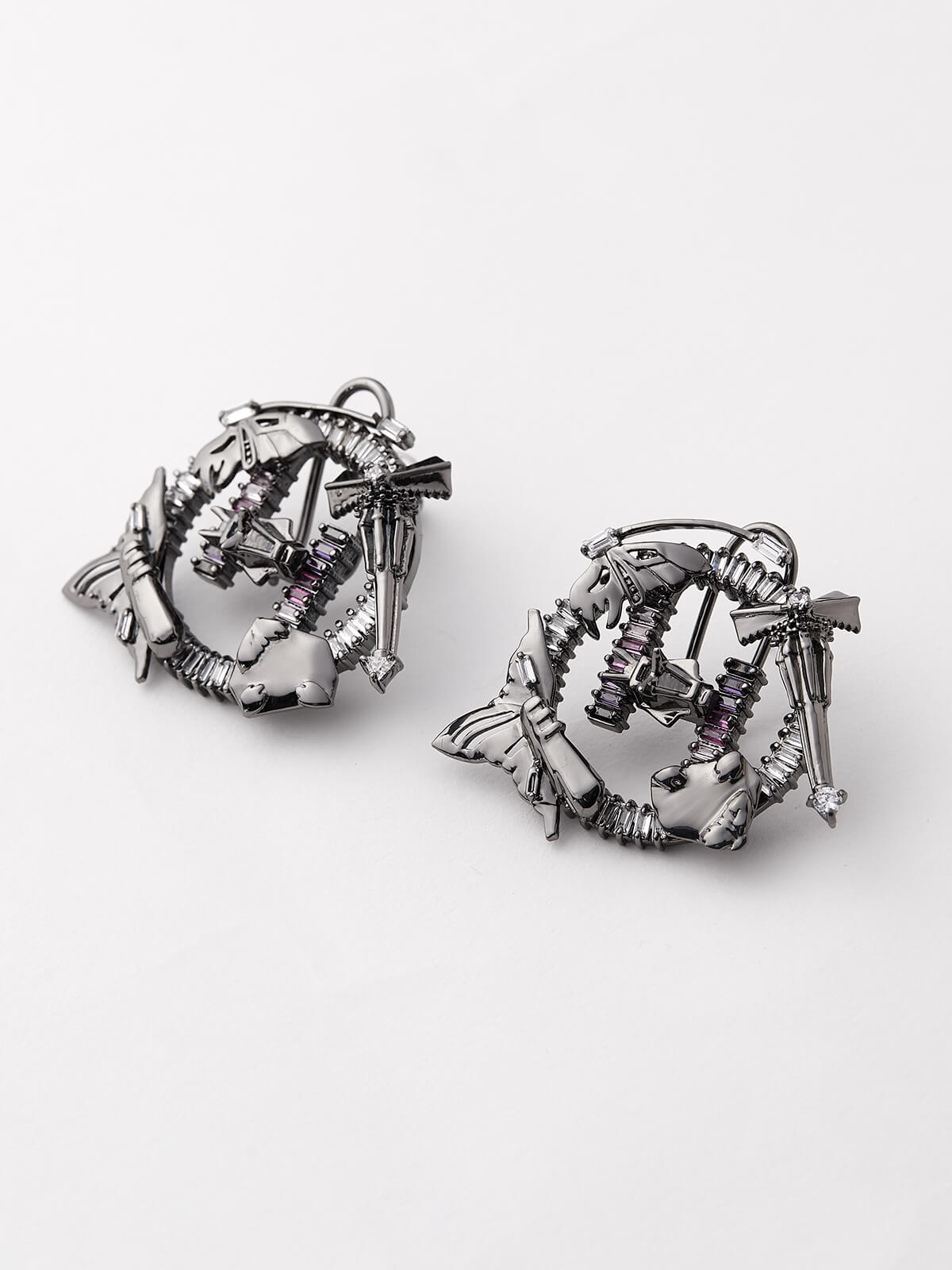 OH V Iridescent Gunmetal Stud Earrings