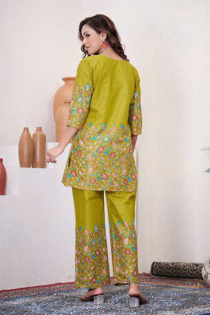 Teeya Creation Olive Green Floral Printed Short Kurta With Straight Pants Co-Ord Set