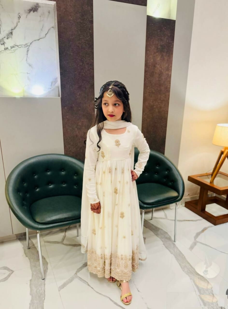 Teeya Creation New Kids Wedding Wear Heavy Embroidery Sequence Work Kurta Gown Set-White